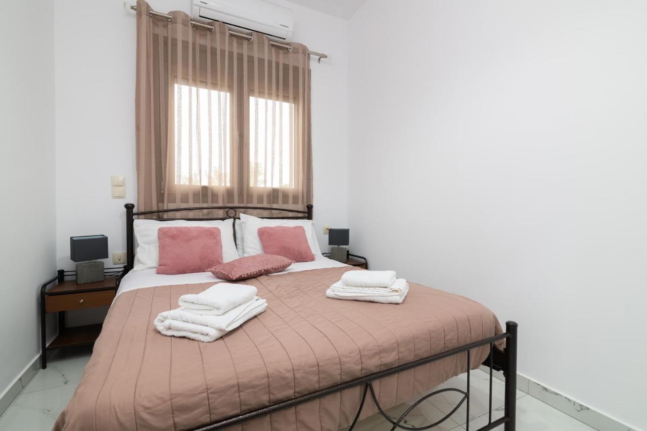 Happiness Apartment Laganas Luaran gambar