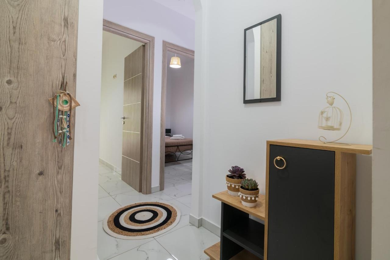 Happiness Apartment Laganas Luaran gambar